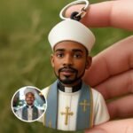 Özel 3D baskılı dini büst anahtarlık: kişiselleştirilmiş papaz figürü